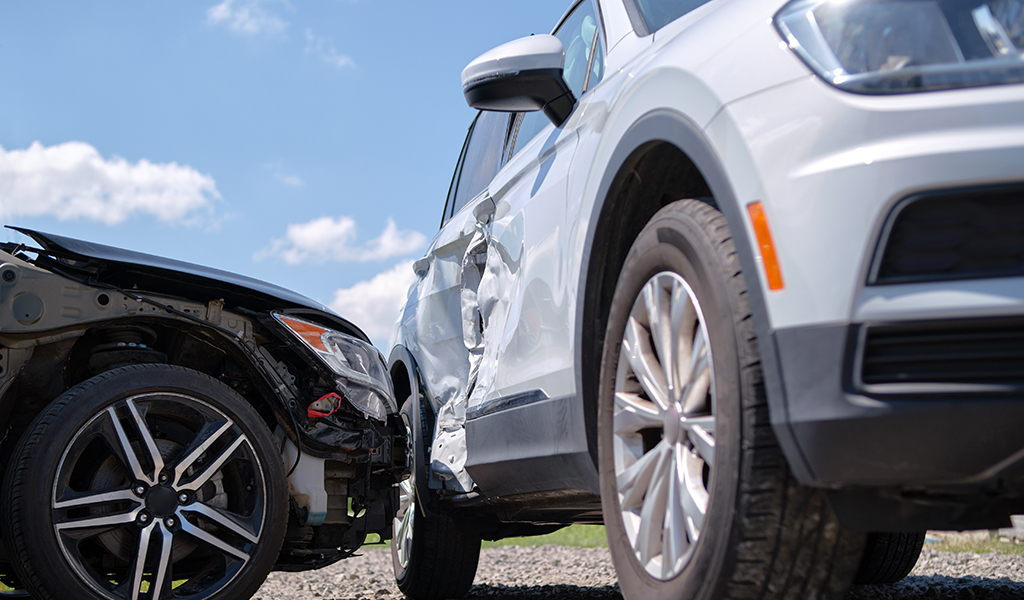 t-bone car collision at intersection